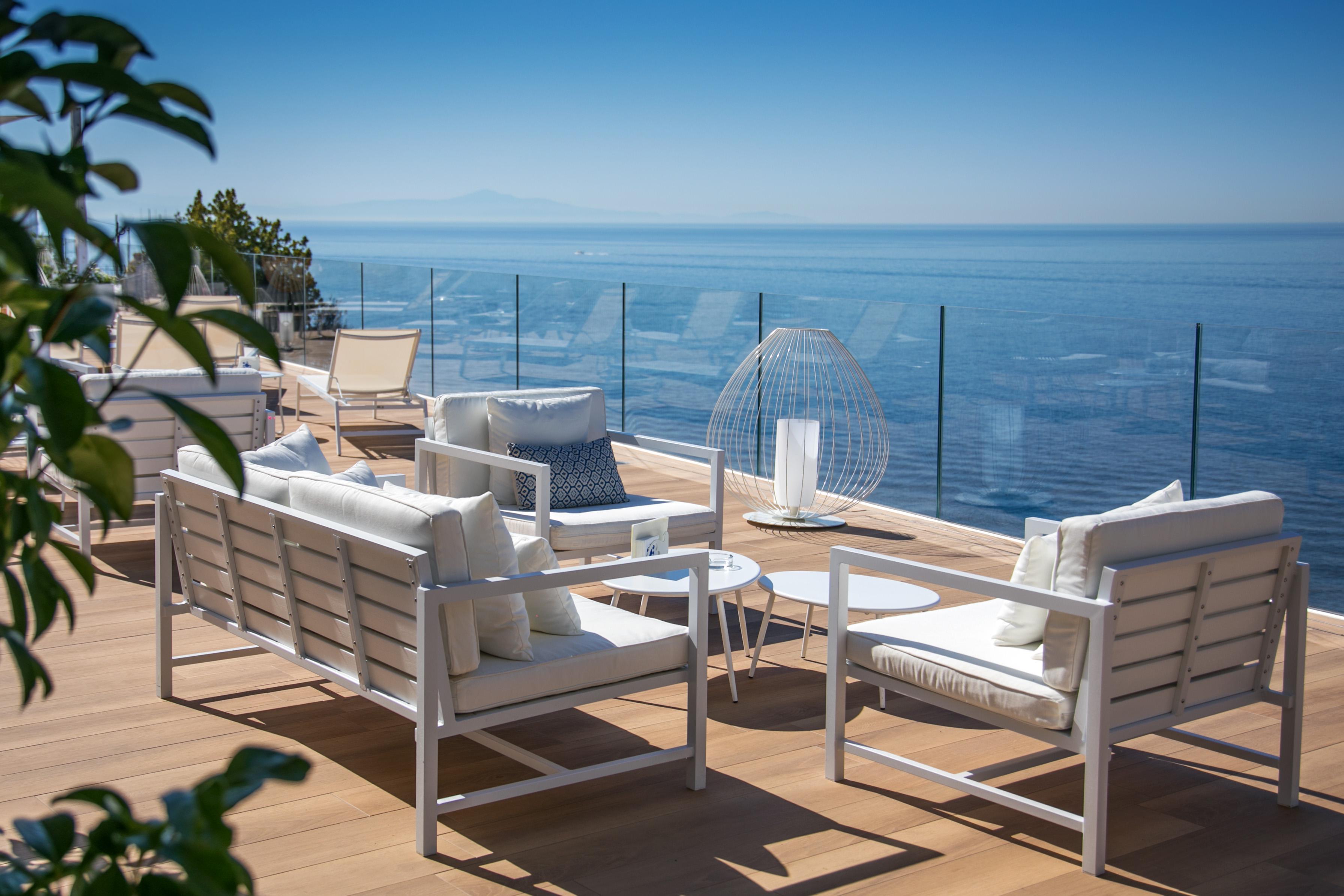 Club Due Torri 4*